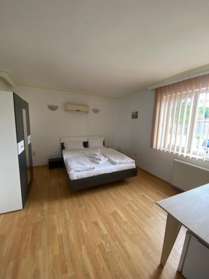 Vila Hubert Băile Felix Exteriér fotografie